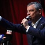 Özgür Özel’den Erdoğan’a: “Ya bu bataklığı kurutacaksın ya da o bataklıkta boğulacaksın!”
