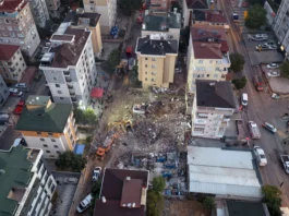 Maltepe’de 7 katlı bina durup dururken çöktü: 5 can kaybı