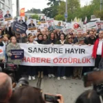 Gazeteciler 10 ilde sansüre karşı yürüdü: İstanbul’daki eyleme büyük katılım