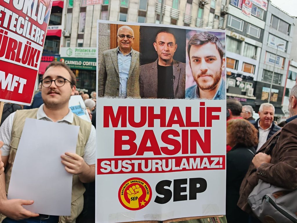 Gazeteciler 10 ilde sansüre karşı yürüdü: İstanbul’daki eyleme büyük katılım