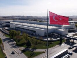 Savunma sanayii tesislerine yabancı elektrikli otomobil yasağı: “Yapay zekâ arabaları füze olarak kullanıyor”