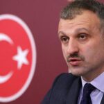 Azerbaycan istedi, başörtüsü yasağını eleştiren Oktay Saral görevden alındı