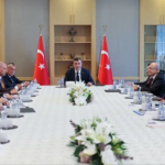 Ankara kararsız: Ucu kime dokunursa mı, dokunan yanar mı?